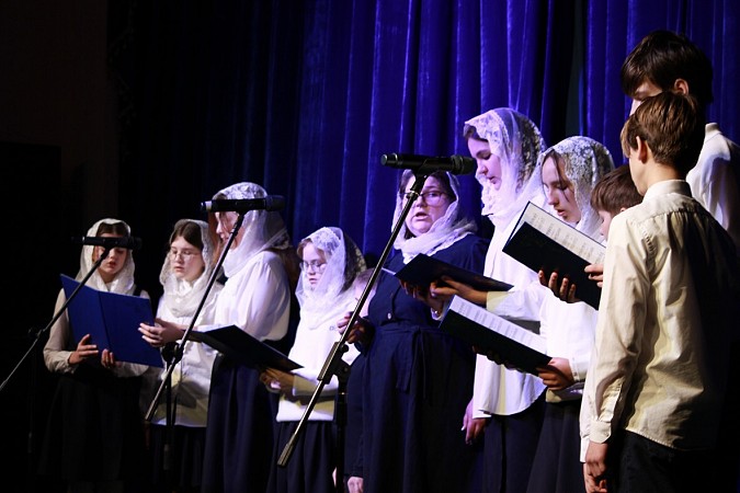 В Кинешме прошла благотворительная Епархиальная Рождественская ёлка фото 3