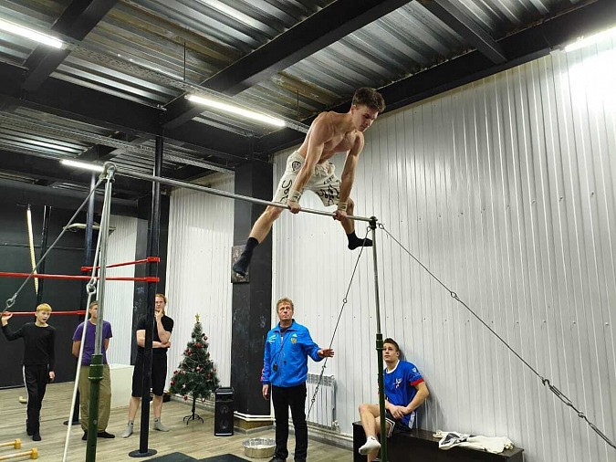 В Кинешме прошел 4-й этап первенства города по воркауту фото 3
