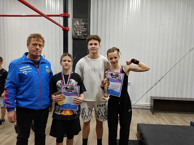 В Кинешме прошел 4-й этап первенства города по воркауту фото 2