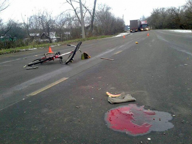 Под колёсами большегруза в Ивановской области погиб велосипедист фото 7
