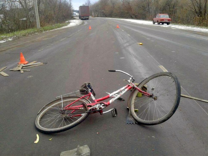 Под колёсами большегруза в Ивановской области погиб велосипедист фото 2