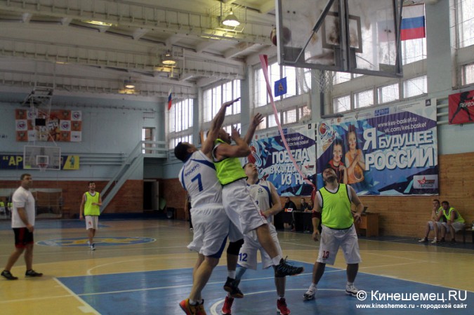 Баскетбольный турнир среди мужчин прошёл в минувшие выходные фото 26
