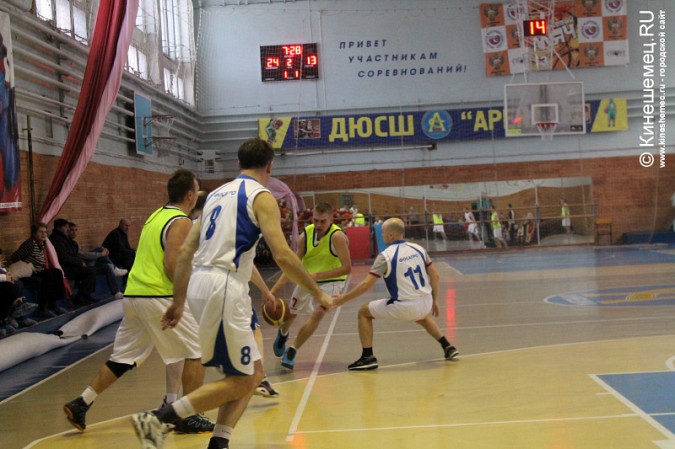 Баскетбольный турнир среди мужчин прошёл в минувшие выходные фото 30