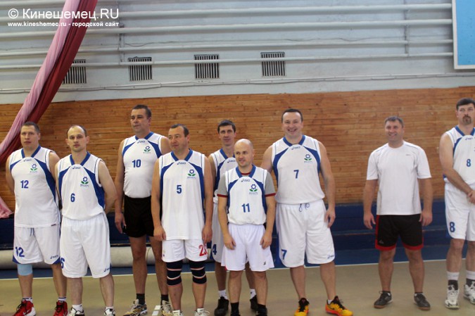 Баскетбольный турнир среди мужчин прошёл в минувшие выходные фото 10