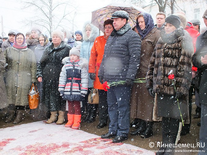 Кинешемцы прошли Крестный ход в честь Казанской иконы Божией матери фото 7