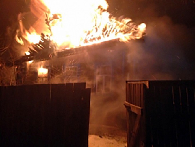 Два человека погибли при пожаре в Ивановской области фото 2