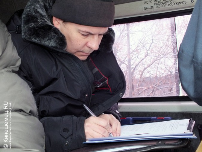 В Кинешме идёт охота на любителей зимней рыбалки фото 9