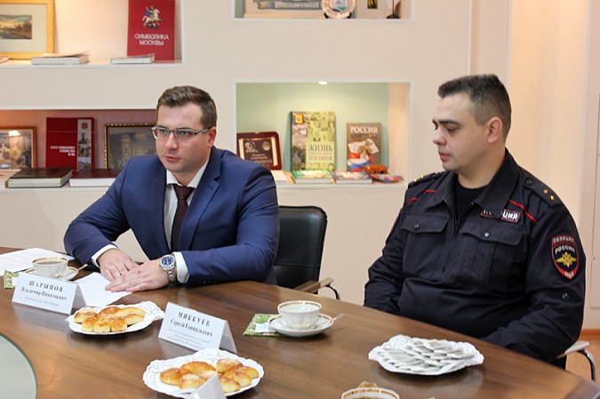 Пострадавшие при взрыве газа встретились со своими спасителями фото 3