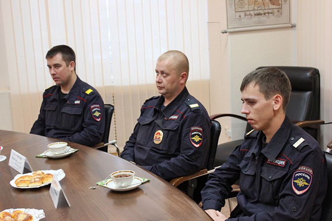 Пострадавшие при взрыве газа встретились со своими спасителями фото 4