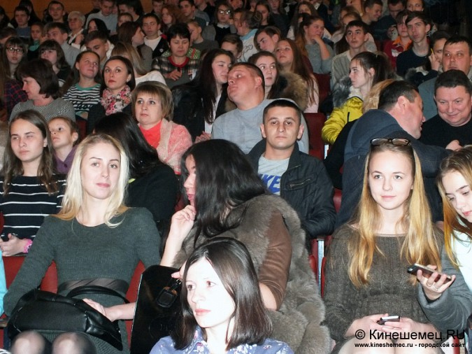 Состоялась первая игра сезона школьной лиги КВН фото 3