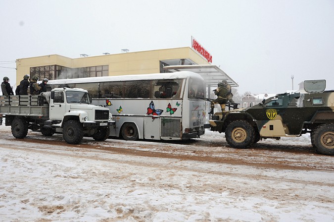 Спецназ взял штурмом шуйский автовокзал фото 5