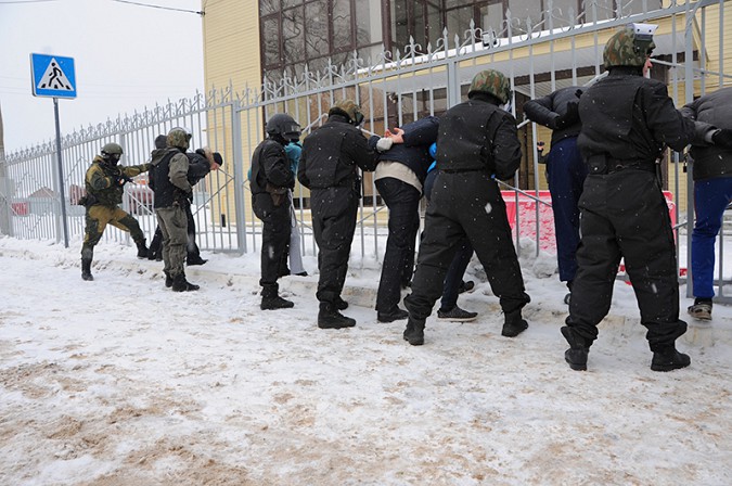 Спецназ взял штурмом шуйский автовокзал фото 6