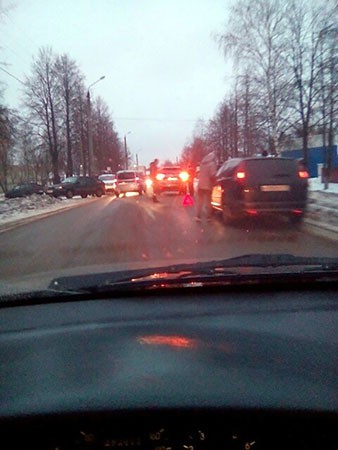 Четыре «легковушки» столкнулись в Кинешме фото 2