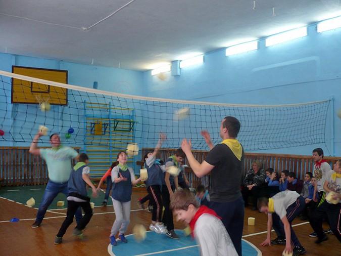Волонтёры из Москвы одарили детей из Кинешемской школы-интерната фото 3