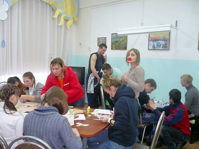Волонтёры из Москвы одарили детей из Кинешемской школы-интерната фото 4