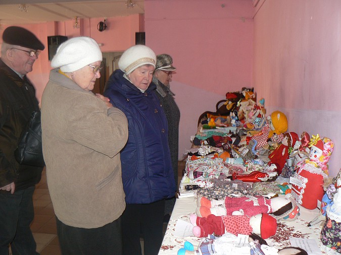 Кукольных дел мастера представили свои творения фото 2