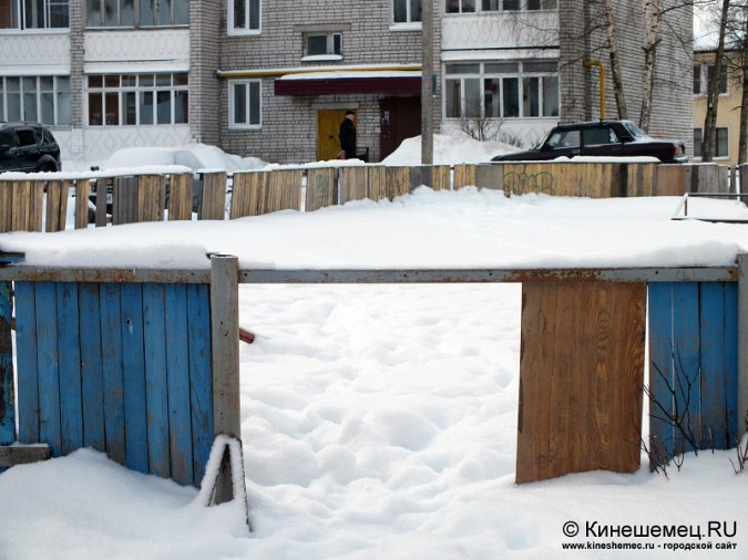 Каток в микрорайоне «Поликор» под очень большим вопросом фото 3