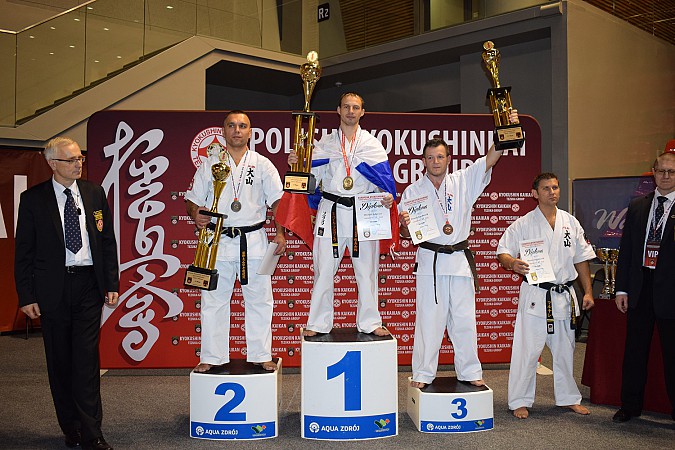 Михаил Соловьёв - двукратный чемпион Европы по карате фото 5