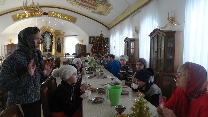 Воспитанники детского дома посетили Успенский Дуниловский женский монастырь фото 2