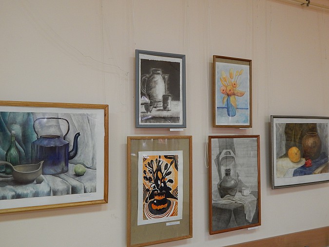 В художественной школе открылась выставка работ отличников фото 2