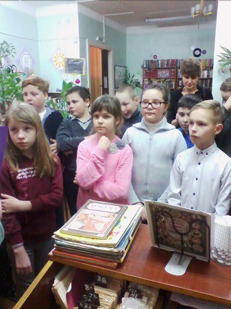 Дети играли с Винни-Пухом фото 21