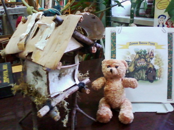 Дети играли с Винни-Пухом фото 4