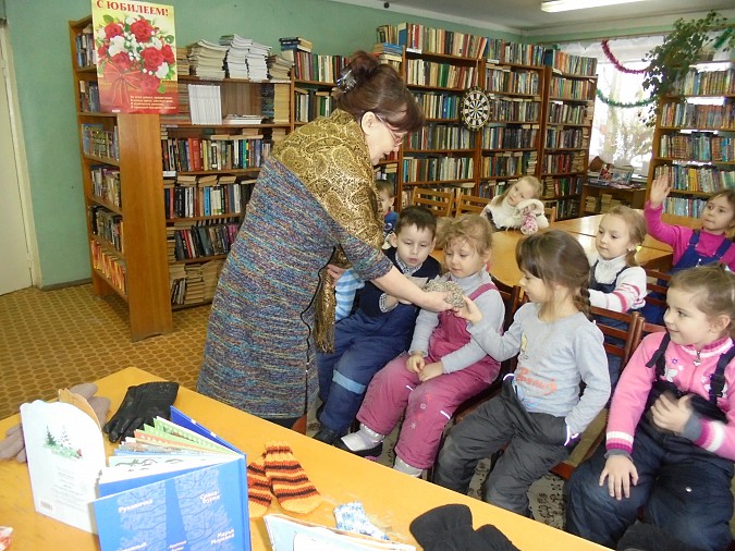 Дошколята отметили «Праздник рукавички» фото 3