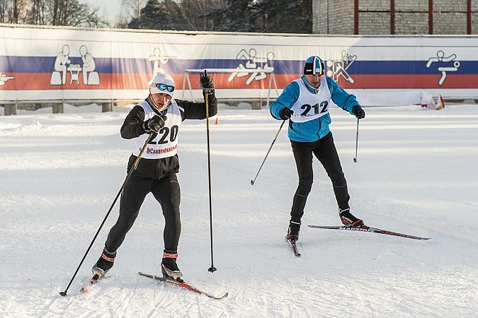 Спасатели региона соревновались на лыжных трассах в Кинешме фото 4