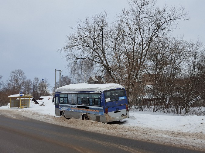 Когда уедет брошенный на улице Подгорной автобус? фото 2