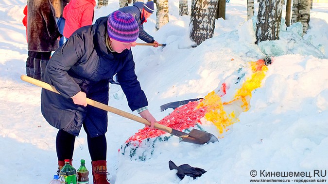 В Кинешме вылепили снежное сердце фото 4