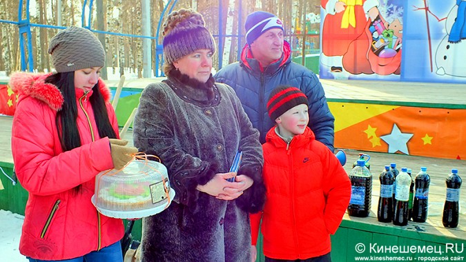 В Кинешме вылепили снежное сердце фото 8