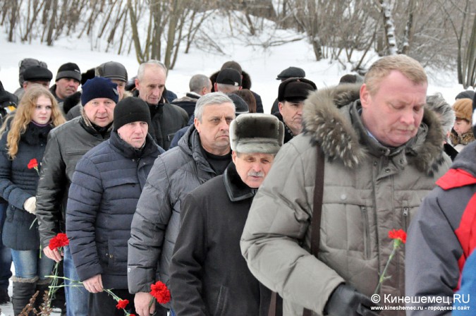 В Кинешме почтили память солдат, погибших, исполняя свой долг за пределами Родины фото 20