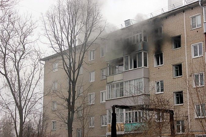 На улице 50-летия Комсомола в Кинешме выгорела квартира фото 6