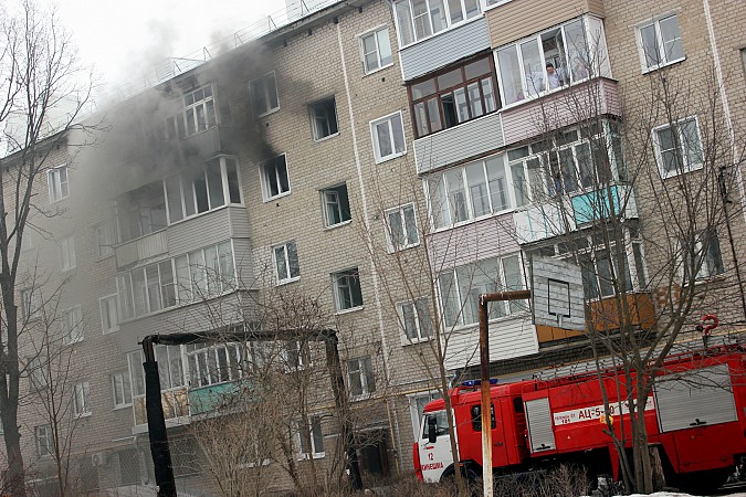 На улице 50-летия Комсомола в Кинешме выгорела квартира фото 2