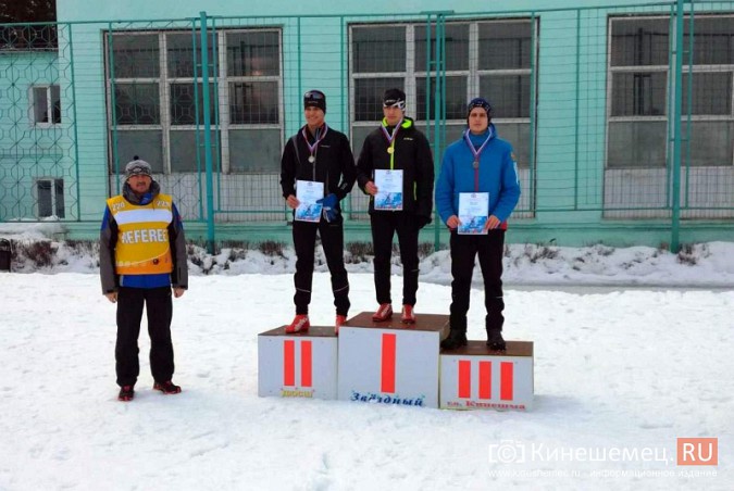 Лыжники из спортивных школ Ивановской области соревновались в кинешемском парке фото 6