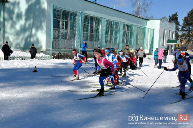 Кинешемские лыжники соревновались в командном спринте фото 4
