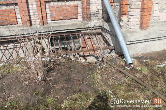 В Кинешме может рухнуть многоквартирный дом фото 17