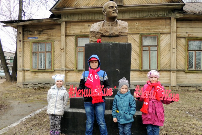 По улицам Кинешмы проехал Ленин фото 10