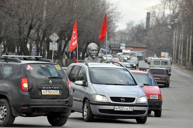 По улицам Кинешмы проехал Ленин фото 2