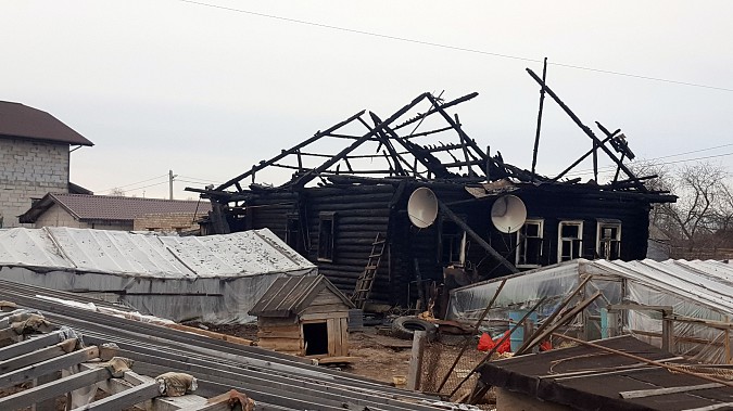 В Кинешме сгорел дом азербайджанской семьи фото 3