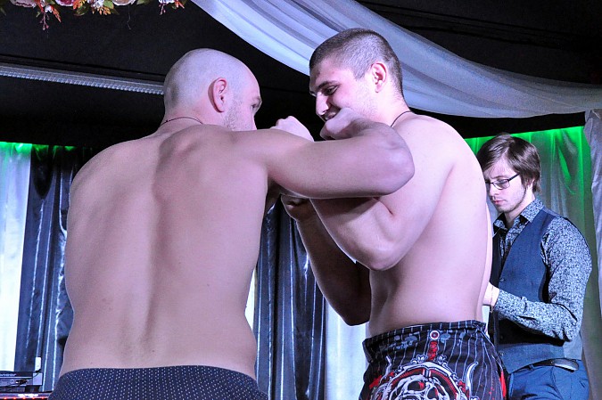 В Кинешме прошла церемония взвешивания бойцов турнира по ММА фото 10