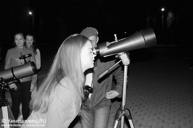 Кинешемцы посмотрели на Луну в телескоп фото 12