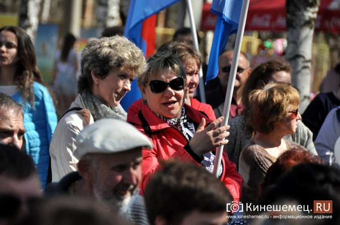 Кинешма встретила День весны и труда фото 6