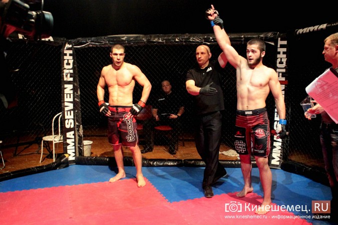 Сильнейшие бойцы ММА дрались на сцене Кинешемского театра фото 12