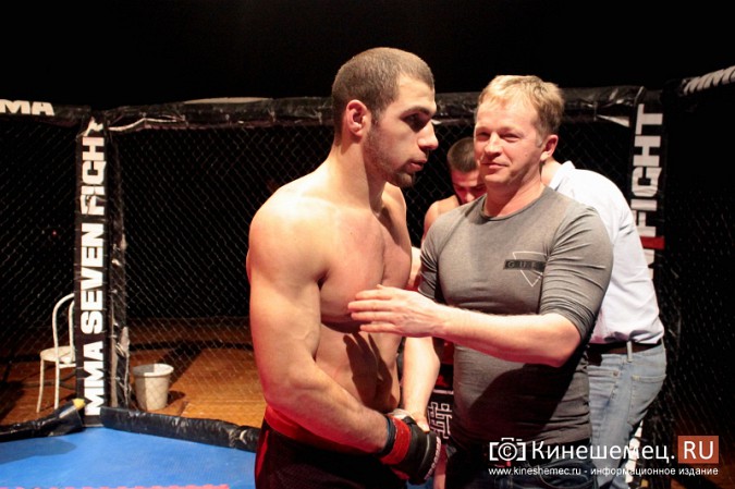 Сильнейшие бойцы ММА дрались на сцене Кинешемского театра фото 13