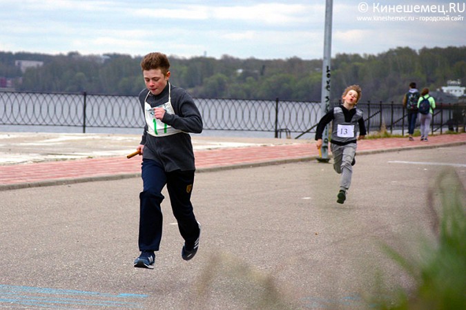 В Кинешме прошла традиционная легкоатлетическая эстафета фото 21