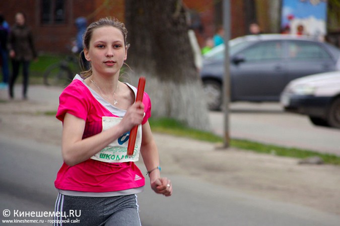 В Кинешме прошла традиционная легкоатлетическая эстафета фото 10