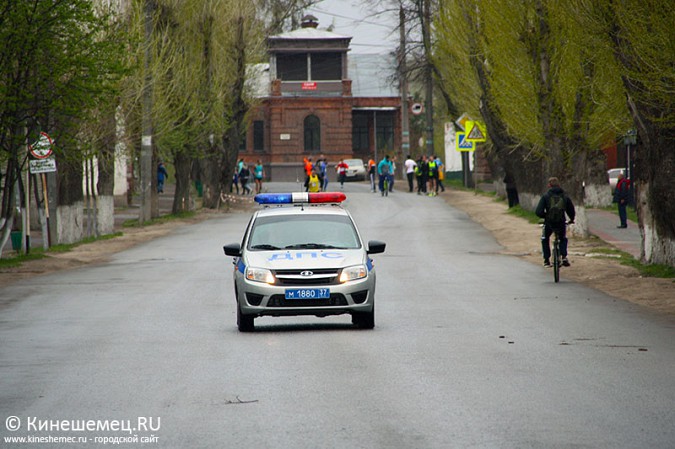 В Кинешме прошла традиционная легкоатлетическая эстафета фото 36