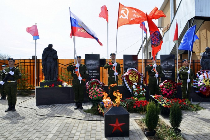 В Ивановской области открыли новый монумент воинам и труженикам тыла фото 6