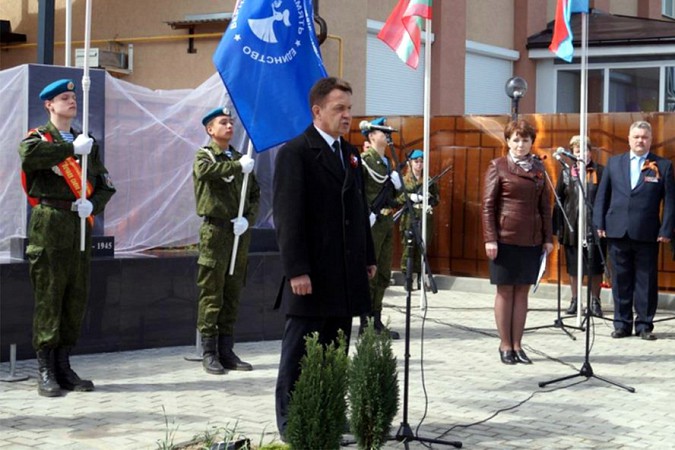 В Ивановской области открыли новый монумент воинам и труженикам тыла фото 3